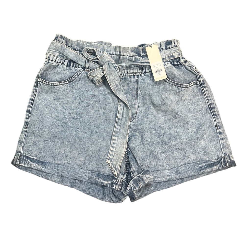 NWT Francesca's Acid Wash Paperbag Waist Denim Shorts Light Blue XS LITE Wash